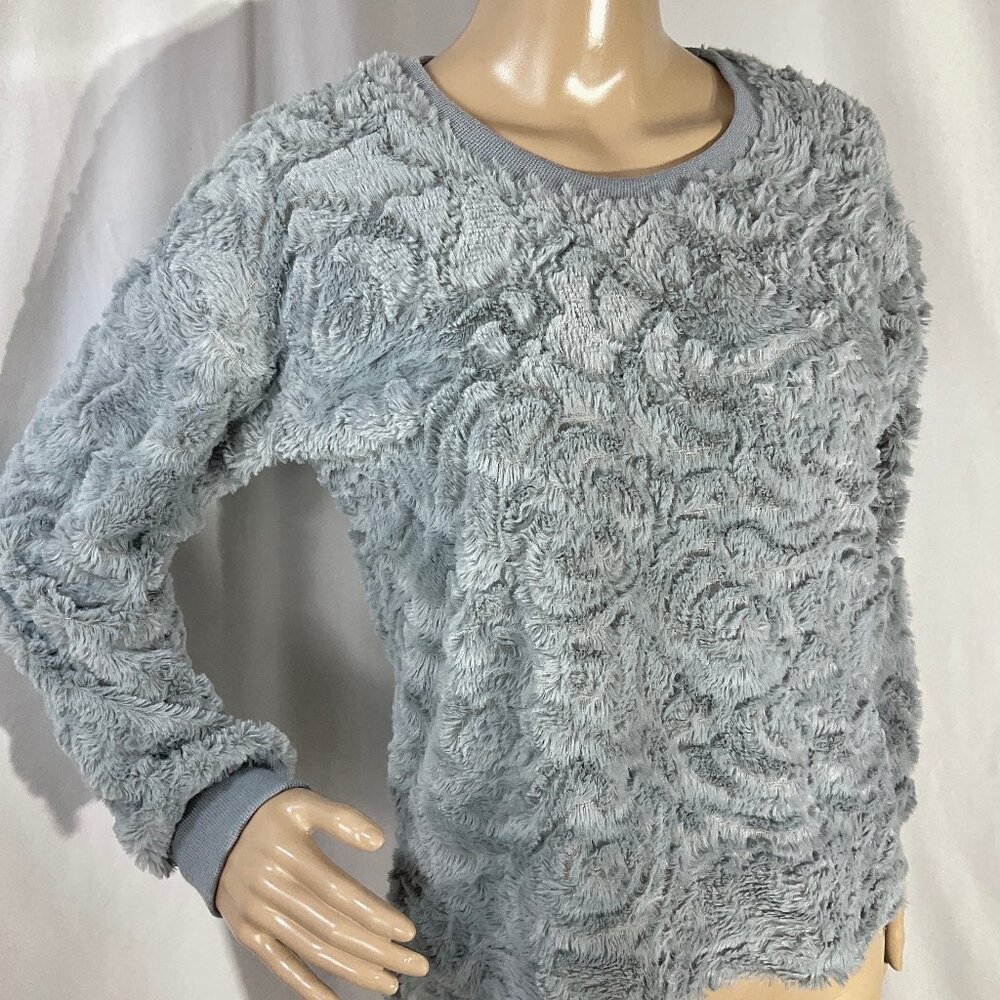 Knapp Studio Sz Small Furry Sweater Women's